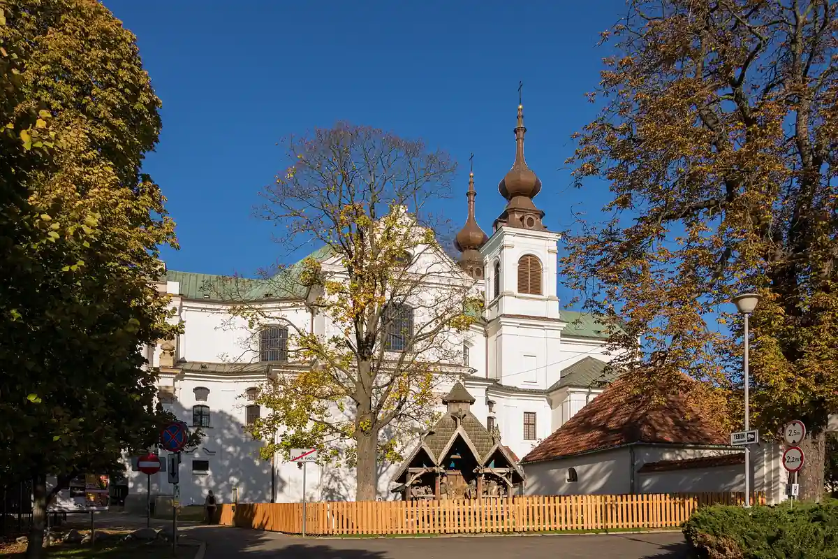 Костёл камедулов на Белянах, Беляны